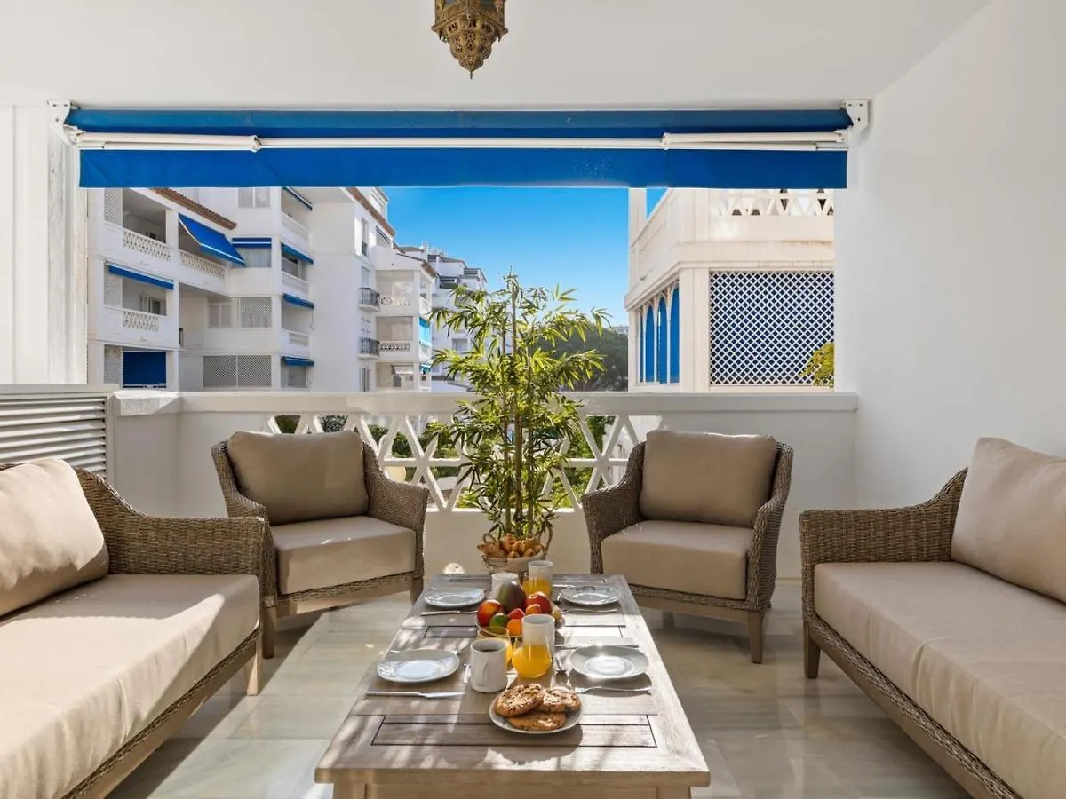3 Dormitorios En Playas Del Duque Ref C 111 Marbella Spain