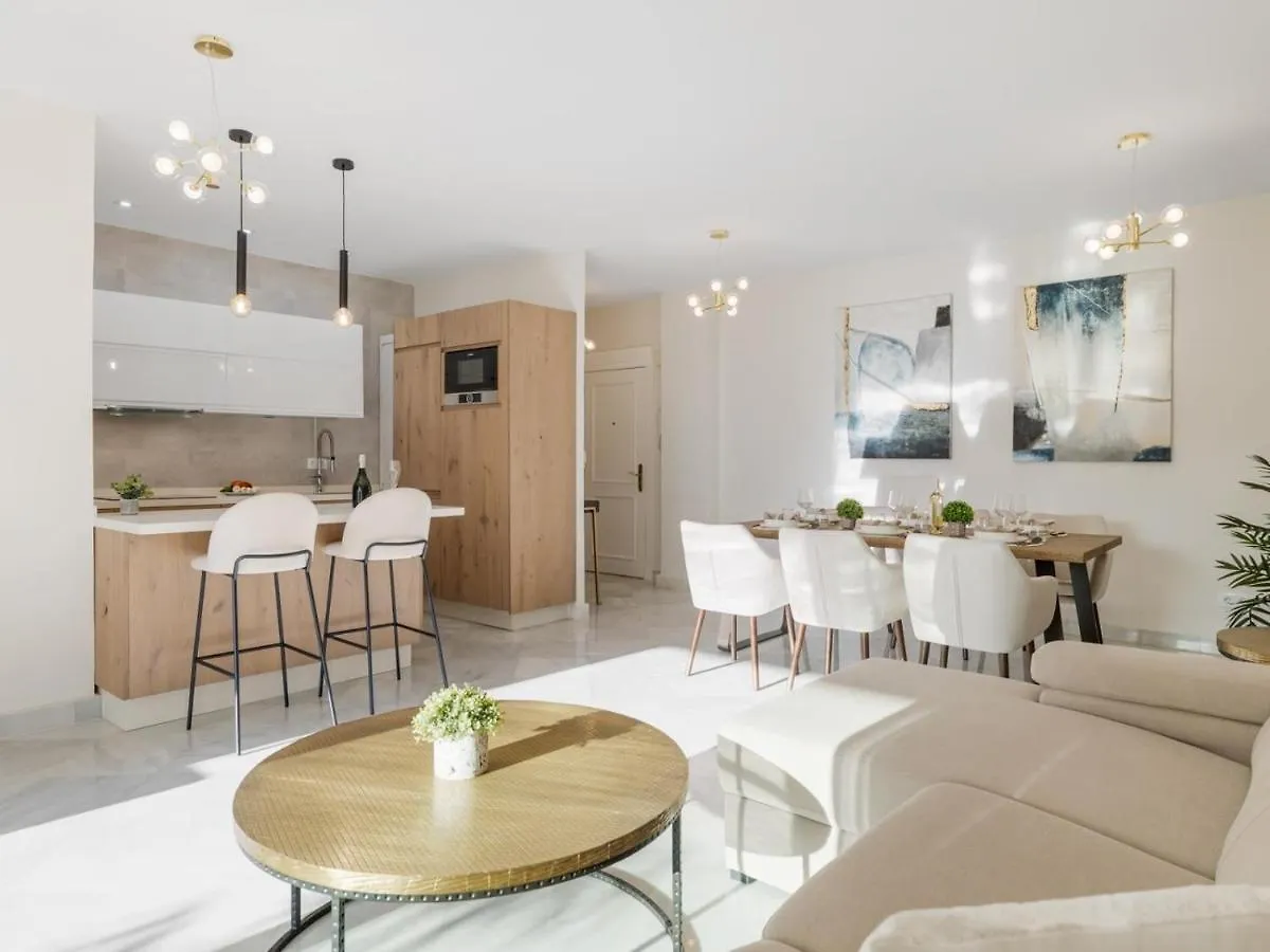 3 Dormitorios En Playas Del Duque Ref C 111 Marbella